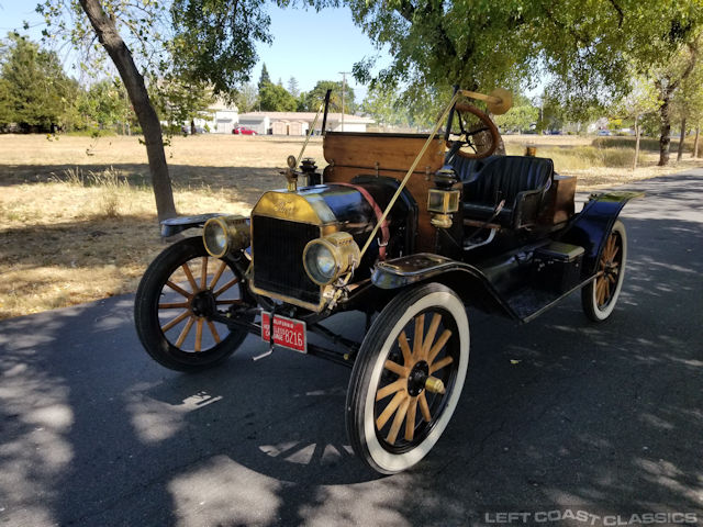 1913-ford-model-t-speedster-001.jpg