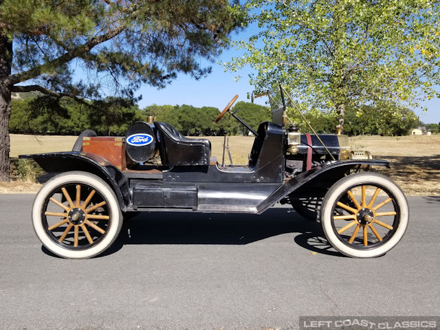 1913-ford-model-t-speedster-019.jpg