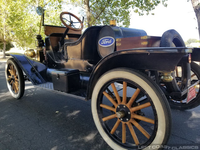 1913-ford-model-t-speedster-046.jpg