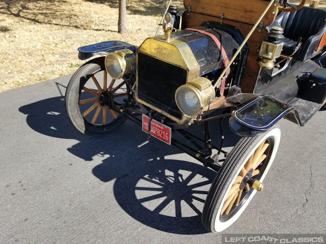 1913-ford-model-t-speedster-060.jpg