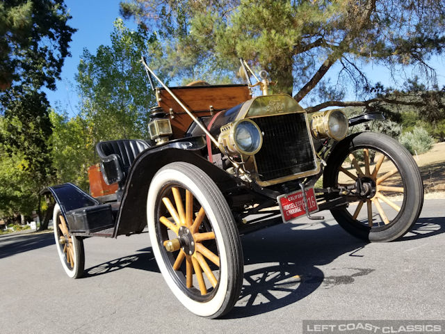 1913-ford-model-t-speedster-076.jpg