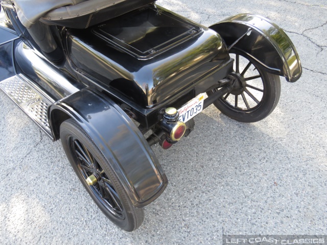 1915-ford-model-t-runabout-061.jpg