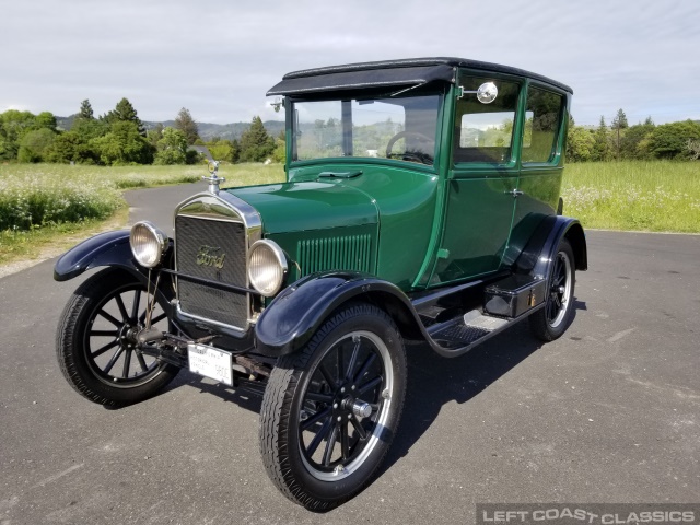 1926-ford-model-t-tudor-126.jpg