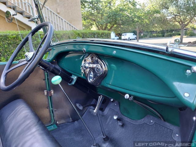 1929-ford-model-a-roadster-075.jpg