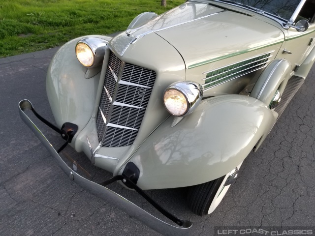 1935-auburn-851-phaeton-070.jpg