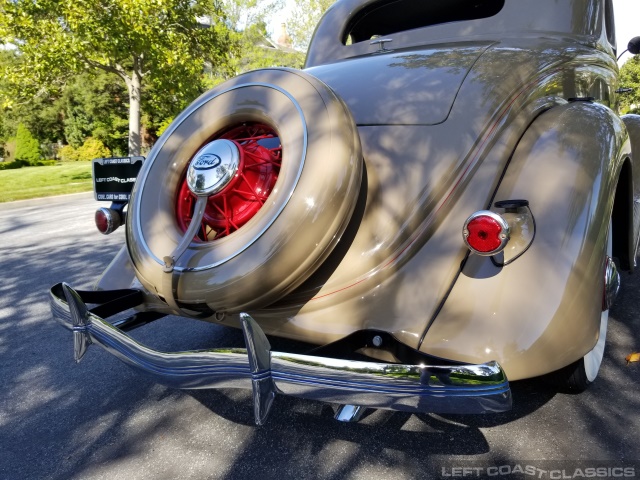 1935-ford-deluxe-5-window-coupe-034.jpg