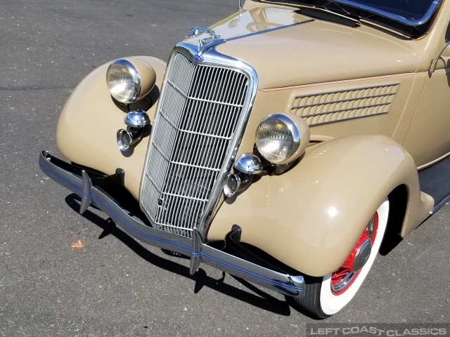 1935-ford-deluxe-5-window-coupe-069.jpg