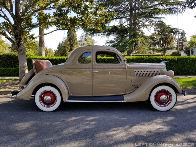 1935-ford-deluxe-5-window-coupe-136.jpg