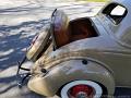 1935-ford-deluxe-5-window-coupe-107