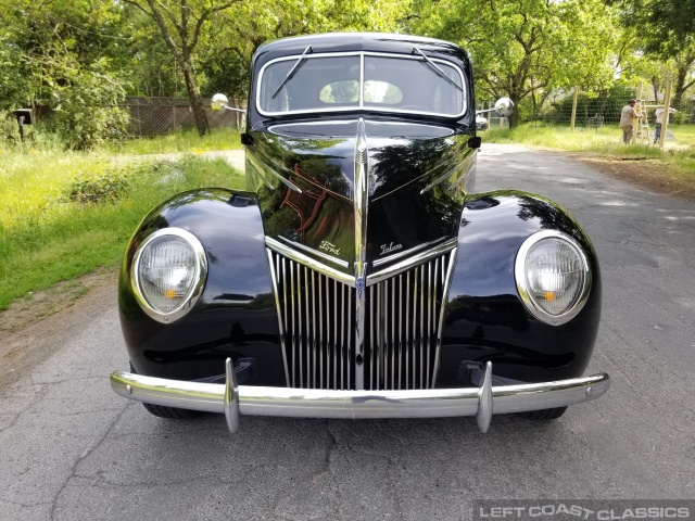 1939-ford-deluxe-001.jpg