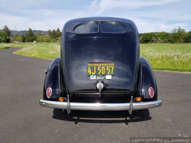 1939-ford-deluxe-013.jpg