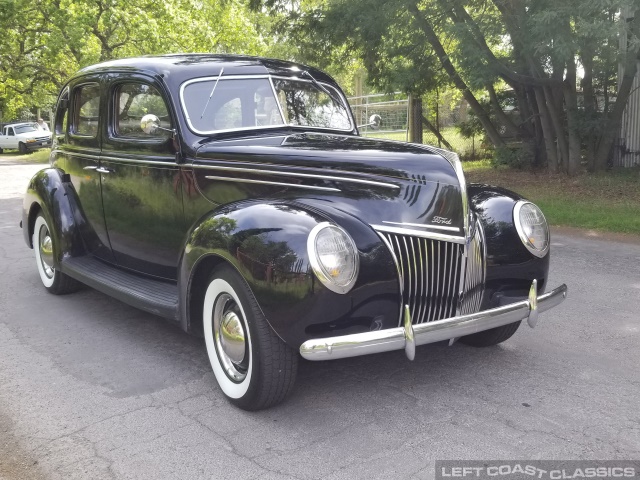 1939-ford-deluxe-023.jpg