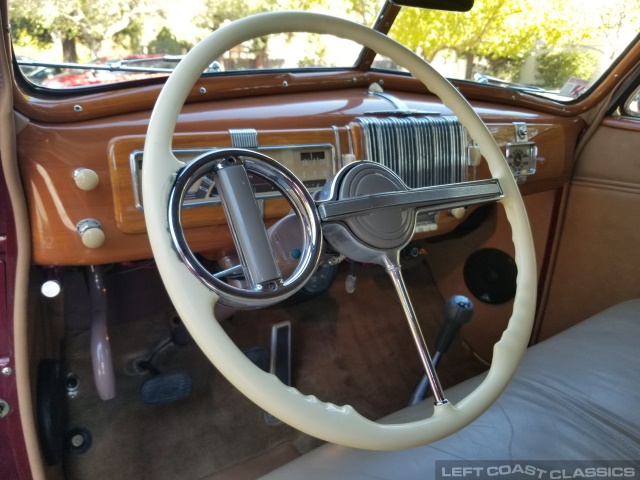 1940-chevrolet-special-deluxe-convertible-099.jpg