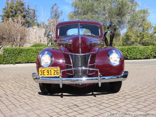 1940-ford-deluxe-001.jpg