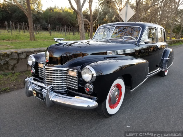 1941-cadillac-fleetwood-007.jpg