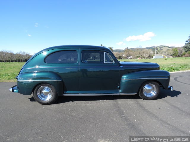 1948-ford-tudor-018.jpg