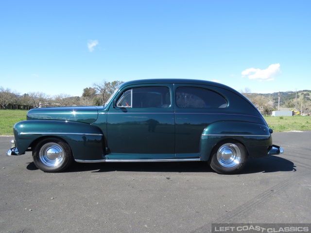 1948-ford-tudor-156.jpg