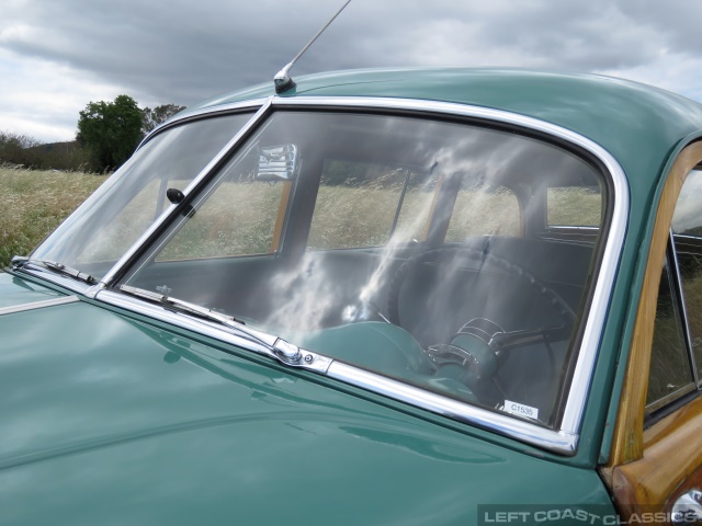 1949-buick-woody-075.jpg