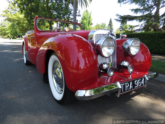 1949-triumph-2000-038.jpg