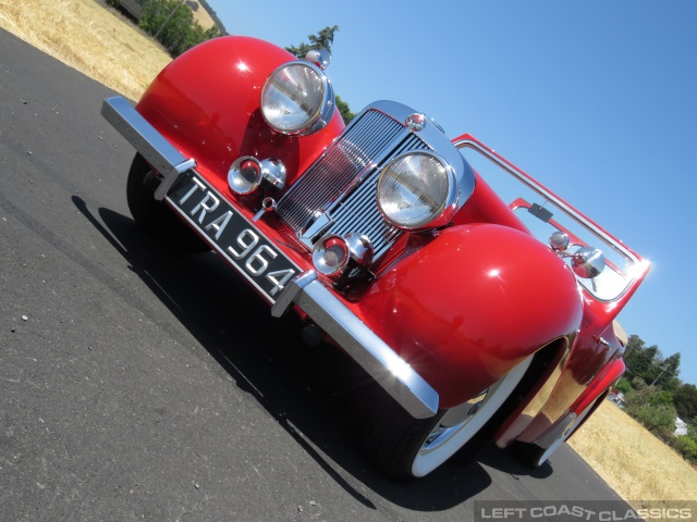 1949-triumph-2000-043.jpg