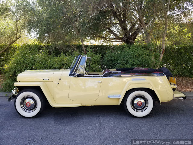 1949-willys-jeepster-003.jpg