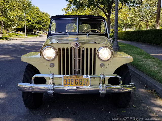 1949-willys-jeepster-032.jpg