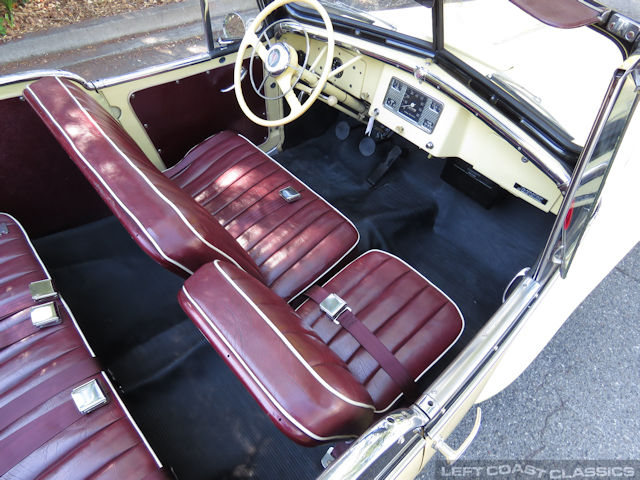 1949-willys-jeepster-099.jpg