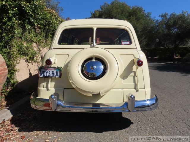 1950-ford-woody-wagon-016.jpg