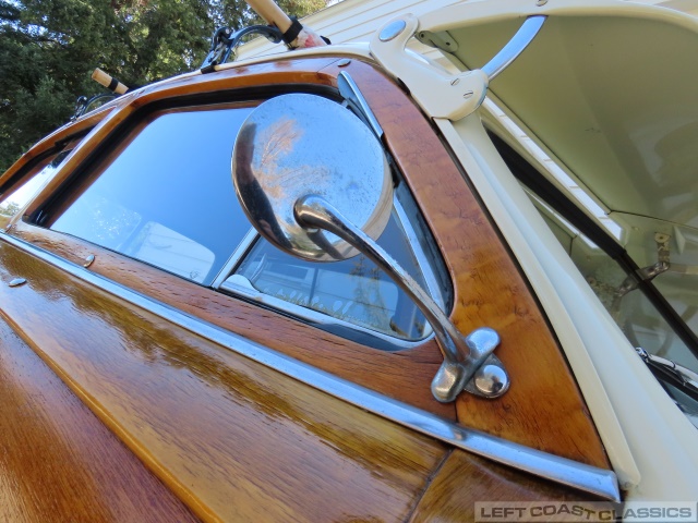1950-ford-woody-wagon-075.jpg