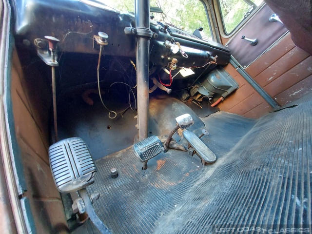 1953-chevrolet-3100-pickup-059.jpg