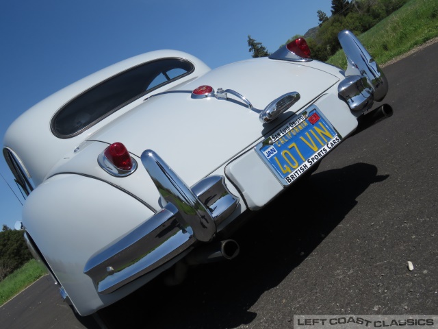 1955-jaguar-xk140-068.jpg