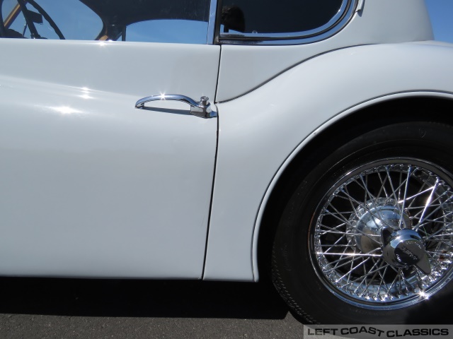 1955-jaguar-xk140-099.jpg