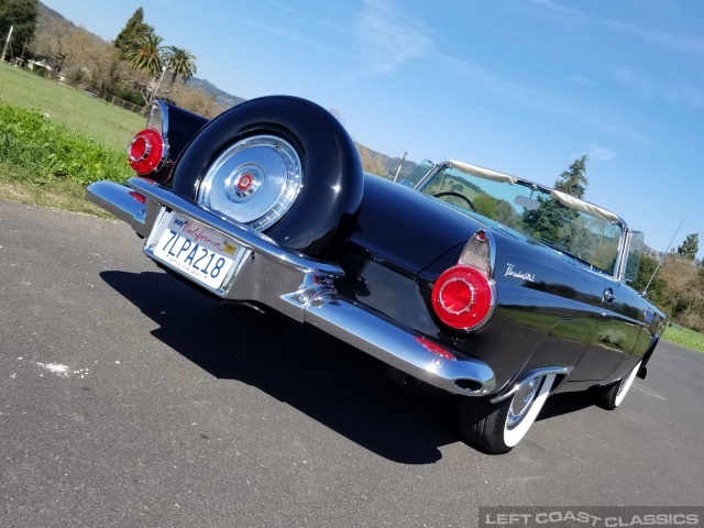 1956-ford-thunderbird-024.jpg