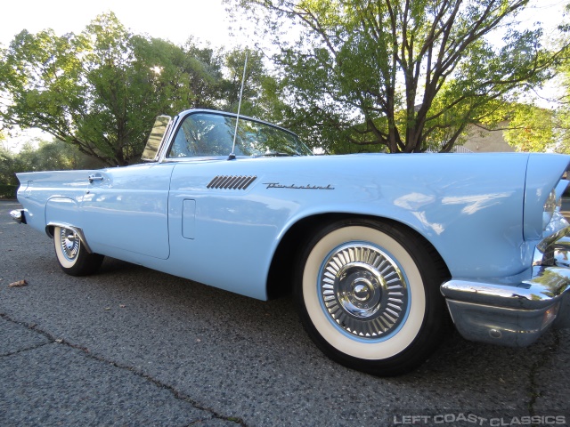 1957-ford-thunderbird-blue-052.jpg