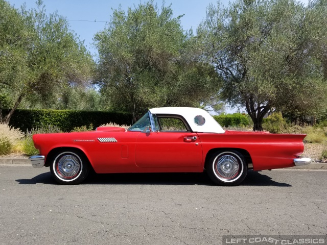 1957-ford-thunderbird-red-013.jpg