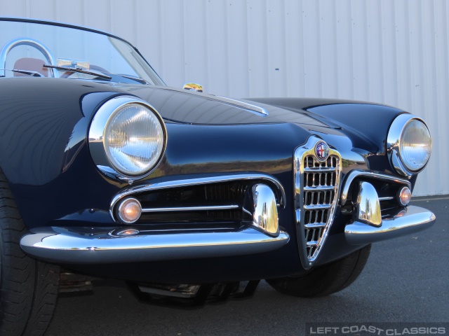 1959-alfa-romeo-giulietta-spider-066.jpg