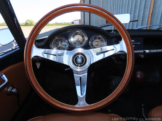 1959-alfa-romeo-giulietta-spider-120.jpg