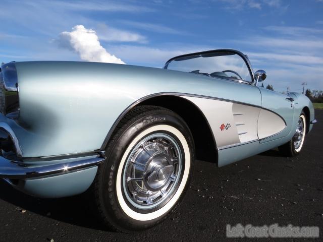 1960-chevrolet-corvette-c1-076.jpg