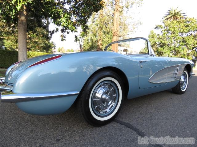 1960-chevrolet-corvette-c1-080.jpg