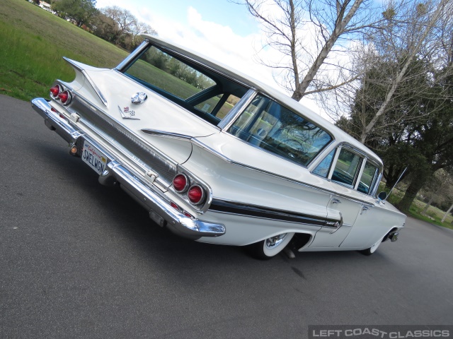 1960-chevrolet-nomad-051.jpg