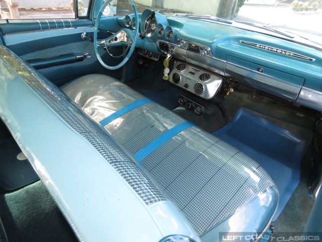 1960-chevrolet-nomad-171.jpg