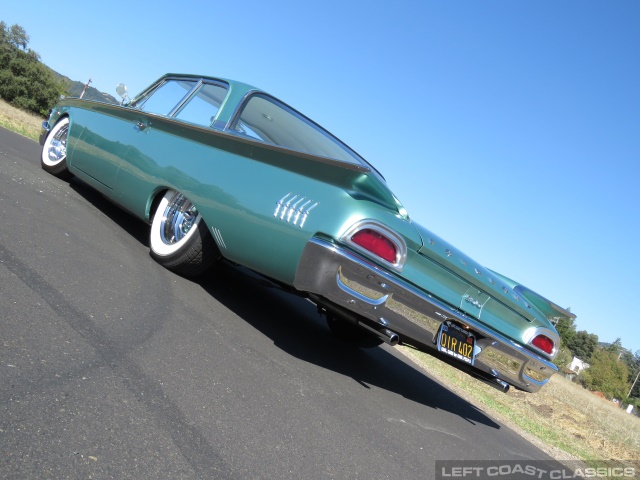 1960-ford-fairlane-500-017.jpg