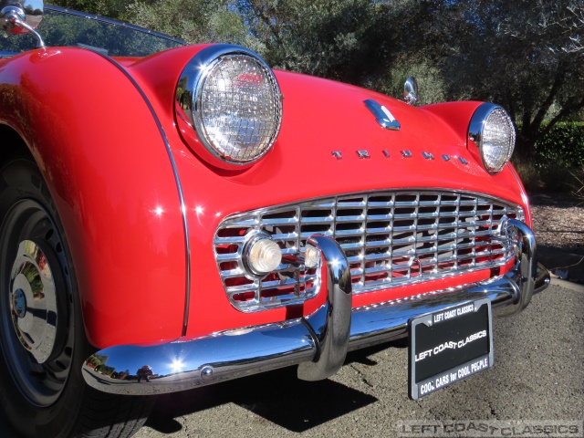 1960-triumph-tr3-054.jpg