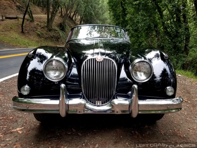 1961-jaguar-xk150-dhc-001.jpg