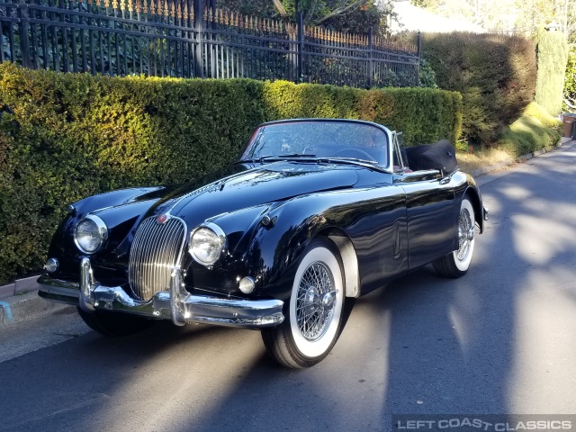 1961-jaguar-xk150-dhc-005.jpg