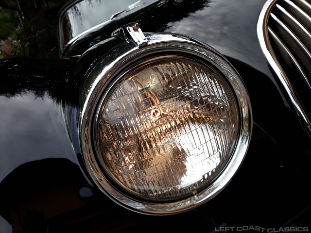 1961-jaguar-xk150-dhc-040.jpg