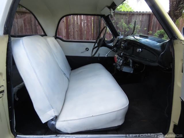 1961-nash-metropolitan-coupe-080.jpg