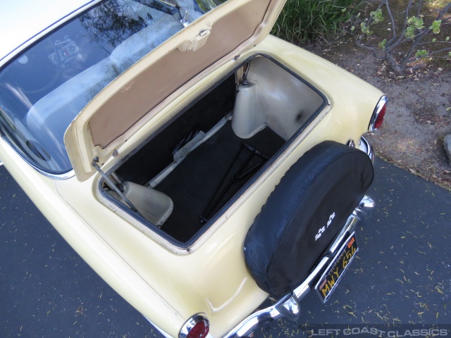 1961-nash-metropolitan-coupe-081.jpg