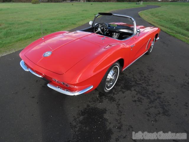 1962-chevrolet-corvette-025.jpg