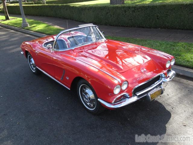 1962-chevrolet-corvette-032.jpg